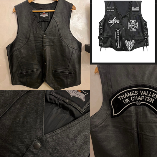 a- VINTAGE 1990s LEATHER VEST