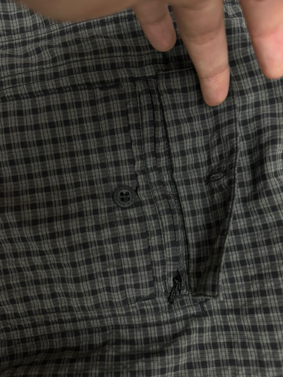 a- SALOMON BUTTONED UP SHIRT