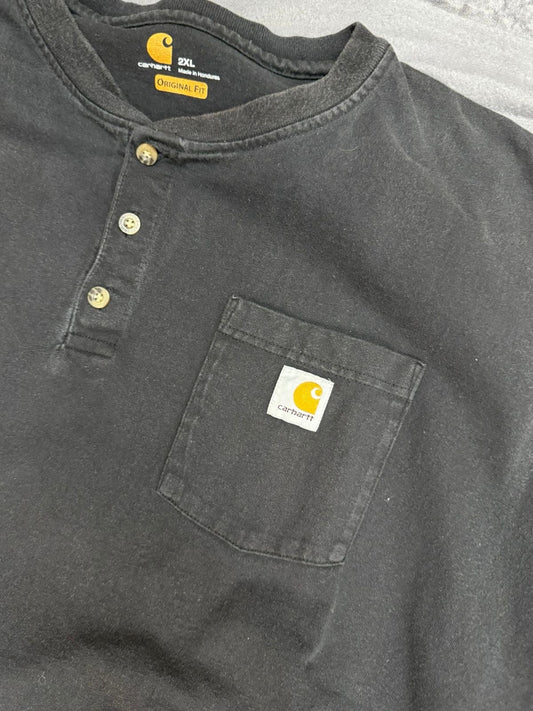 a- CARTHARTT POCKET TEE